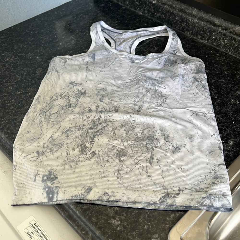 Lululemon tank top